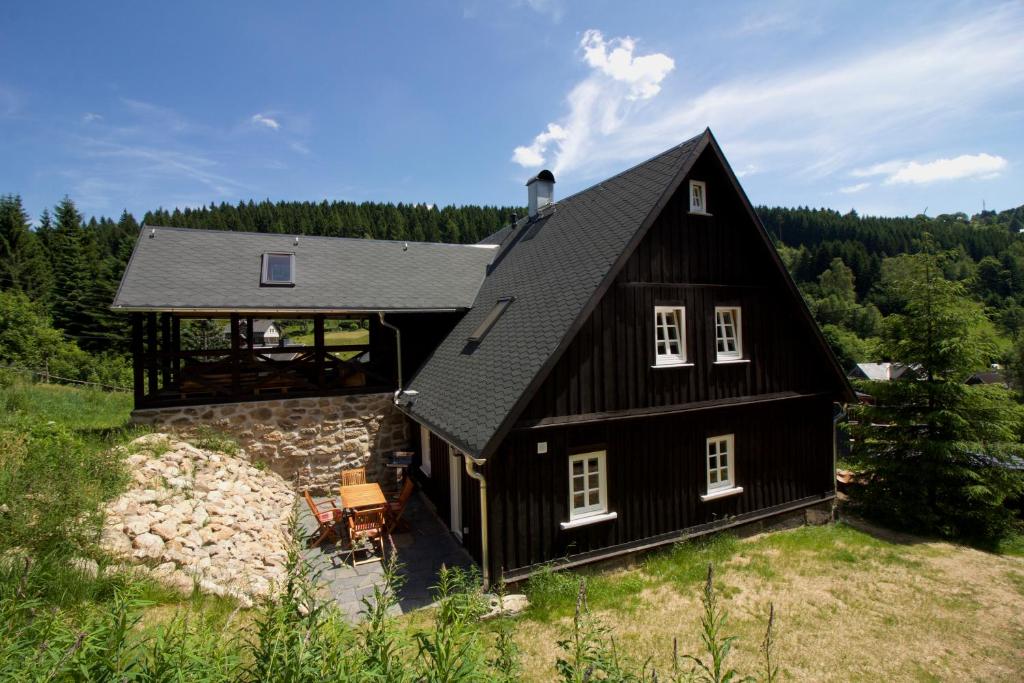 Ferienhaus Anno Dazumal, wie zu Opa`s Zeiten Auerbacher Straße 323a, 08248 Klingenthal