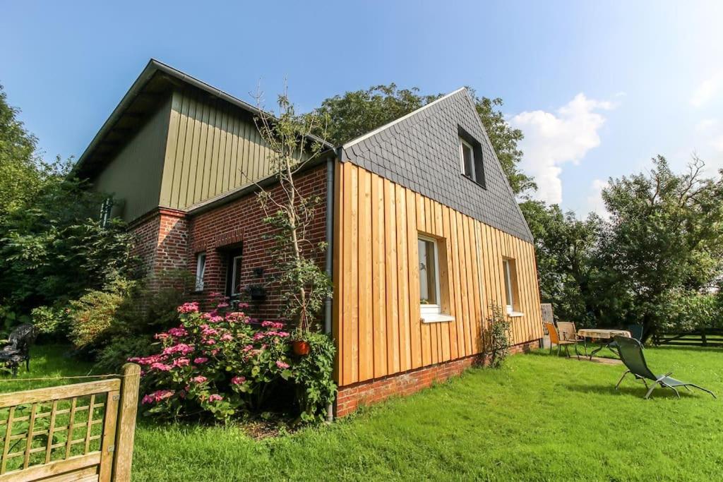 Ferienhaus auf einer Warft 42 Warmhörner Deich, 25882 Tetenbüll