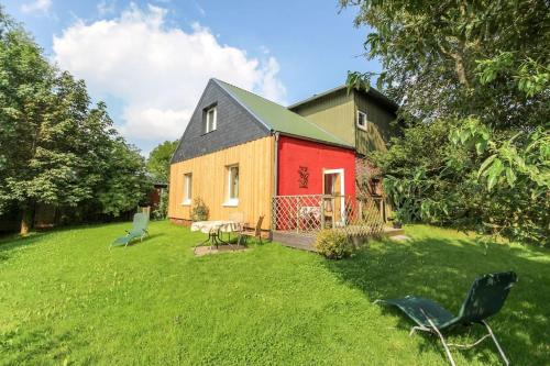 Ferienhaus auf einer Warft