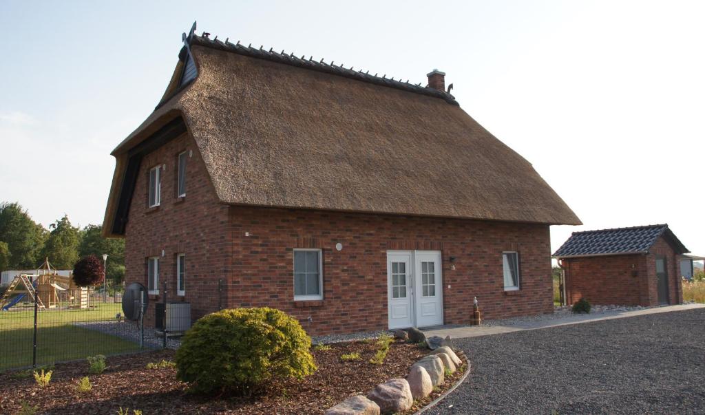 Ferienhaus Auszeit an der Üselitzer Wiek Üselitzer Wiek 15, 18574 Mellnitz