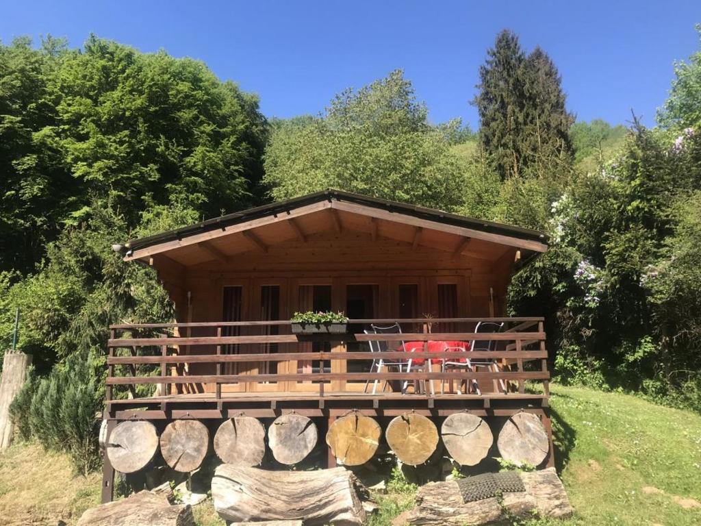 Maison de vacances Ferienhaus Blockhaus by Seeblick Ferien Edersee Güldener Ort 12 34513 Waldeck