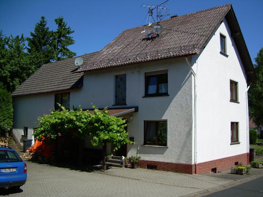 Ferienhaus Burggraf Schützenstraße 1, 53539 Zermüllen