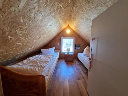 Ferienhaus direkt am Badesee Bungalow 11 Schönsee