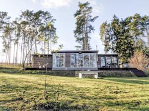 Maison de vacances Ferienhaus direkt am See - Kamin, Klima, Sauna und Boot 5 Mahlweg 15848 Friedland Brandebourg