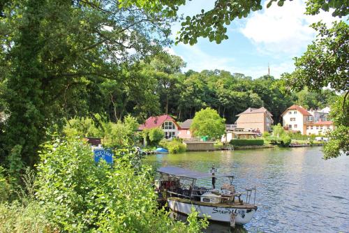 Ferienhaus direkt am See Lychen UCK 1171