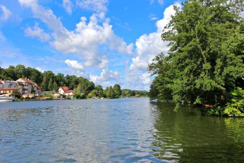 Ferienhaus direkt am See Lychen UCK 1171