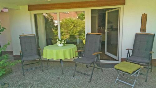 Ferienhaus Dranske RUeG 341