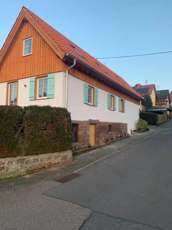 Maison de vacances Ferienhaus Feni 9 Kirchstraße 69151 Neckargemünd