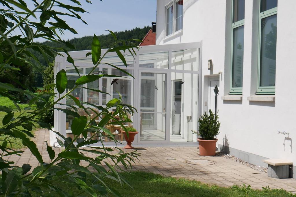 Ferienhaus/Ferienwohnung BeeHappy Am Langenberg 5, 88317 Aichstetten