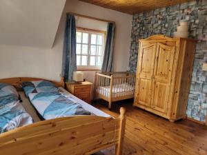 Maison de vacances Ferienhaus Hildegard & Horst - Urlaub im Herzen des Fichtelgebirge Schirndinger Straße 15 95691 Hohenberg an der Eger -1