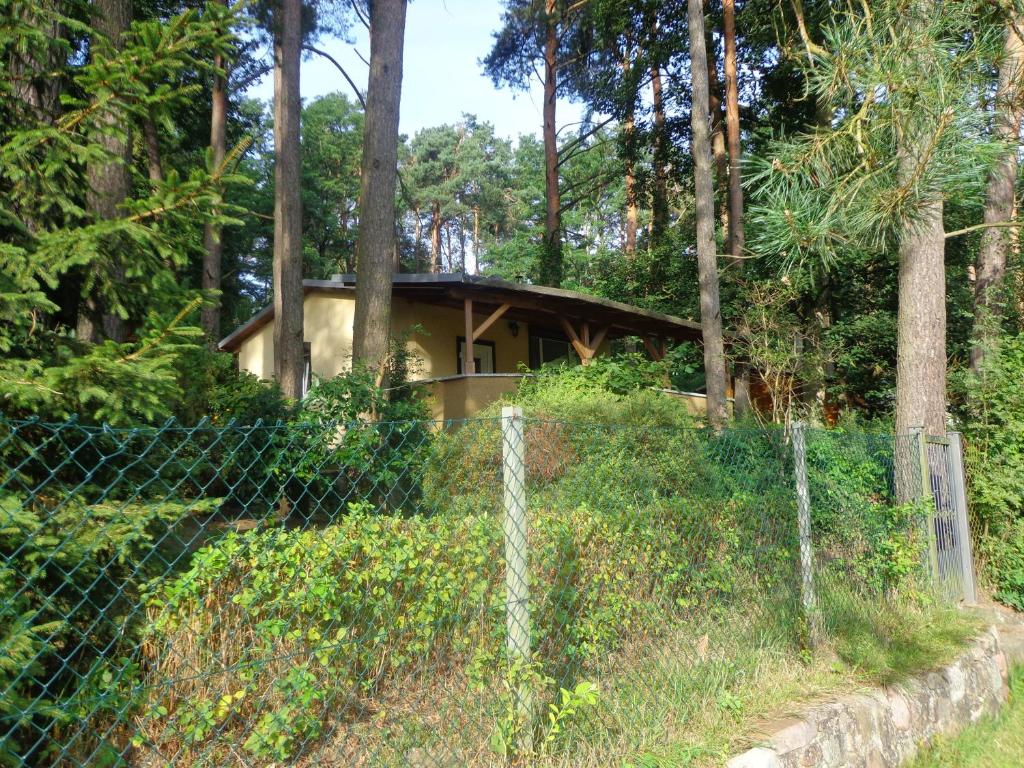 Ferienhaus Julia Wiesenweg 13, 16775 Stechlin