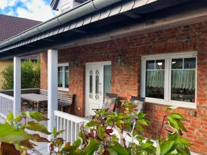 Maison de vacances Ferienhaus Lobbe Haus überdachte Terrasse, Kamin Göhrener Weg 11a 18586 Lobbe Mecklembourg-Poméranie