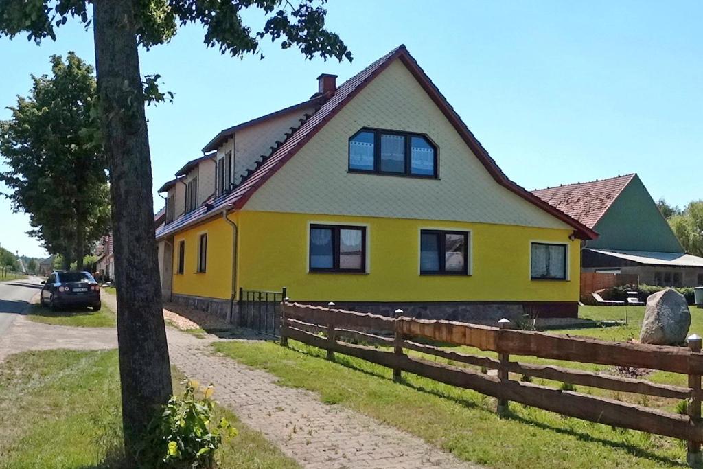 Ferienhaus mit 3 Schlafraeumen Vor Lindenweg 6 OT Vorheide, 17348 Woldegk