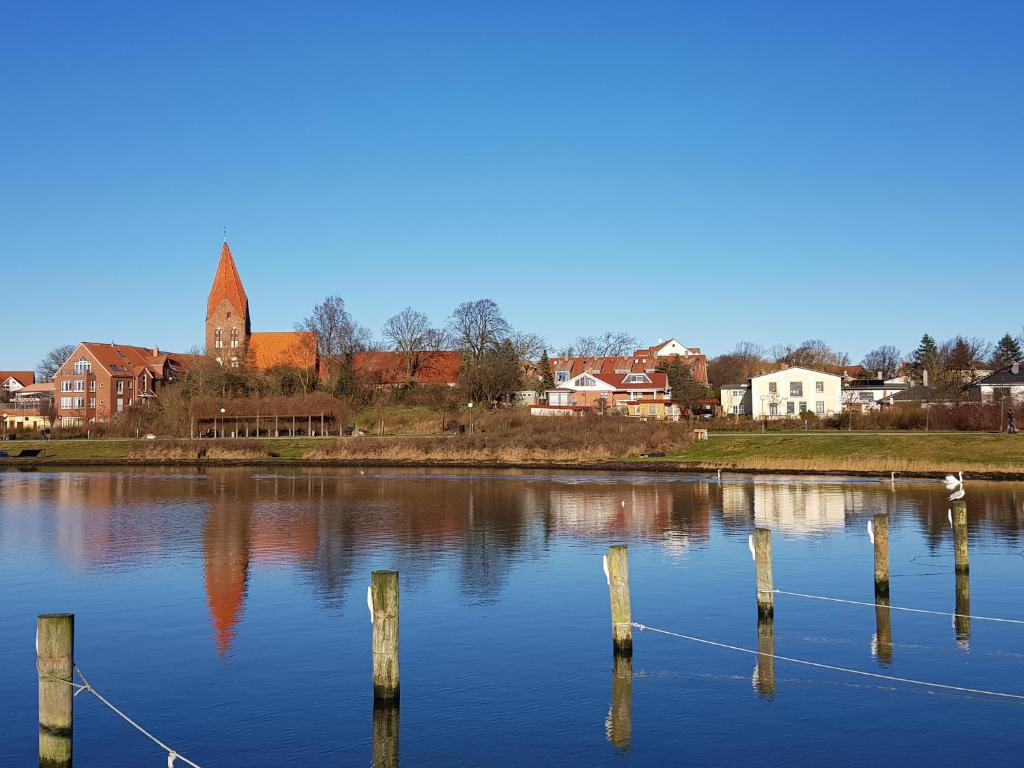 Maison de vacances Ferienhaus mit DDR-Charme an der Ostsee und Salzhaff Kaktusweg 6 18230 Rerik