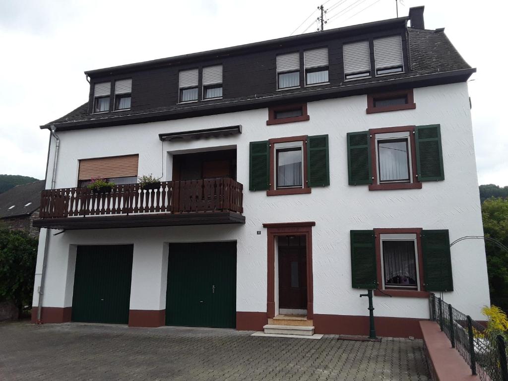 Ferienhaus Nicole 32A Sankt Martinstraße, 54498 Piesport