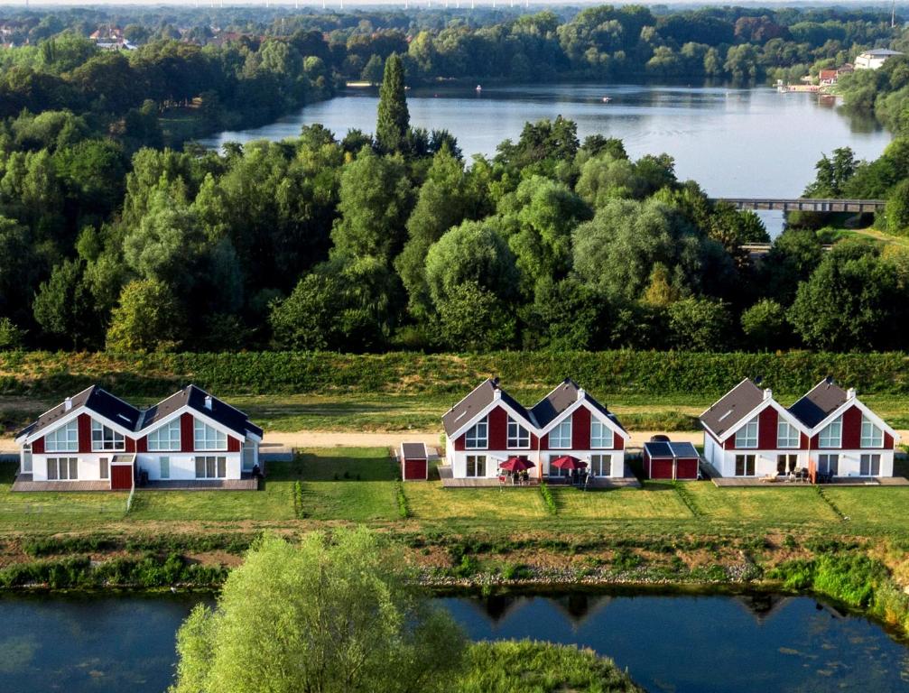 Maison de vacances Ferienhaus Nordhorn - Haus Am See Seepark 57 Navi: Frensdorfer Ring eingeben, Seepark ist von der B 213 aus kommen ausgeschildert 48529 Nordhorn