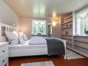 Maison de vacances Ferienhaus REETselig mit Pool Sauna Am See 1 24245 Klein Barkau Schleswig-Holstein