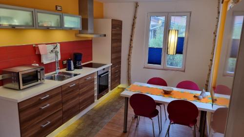 Ferienhaus Rehblick - direkt in der Natur, mit Lesezimmer und zwei Terrassen