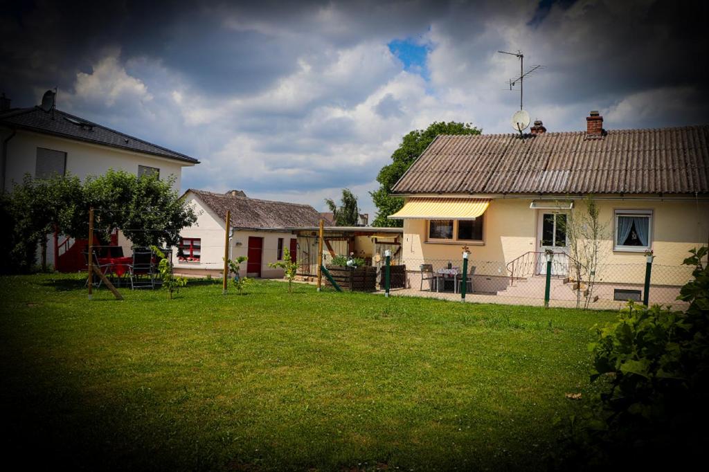 Ferienhaus Schneckenheisl 8 Postgasse, 93349 Mindelstetten