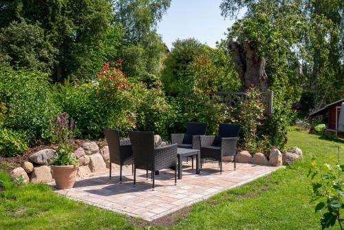 Ferienhaus Seeschwalbe mit großem Garten