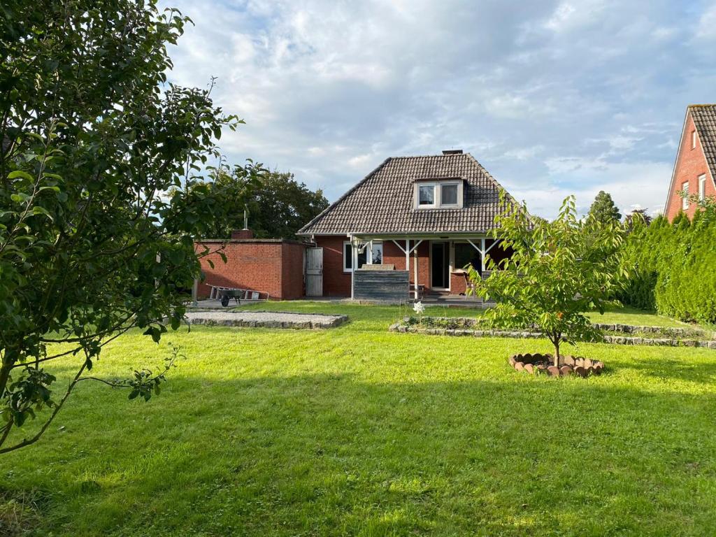 Maison de vacances Ferienhaus Sieglinde mit Deichblick 49 Logumer Straße 26723 Emden