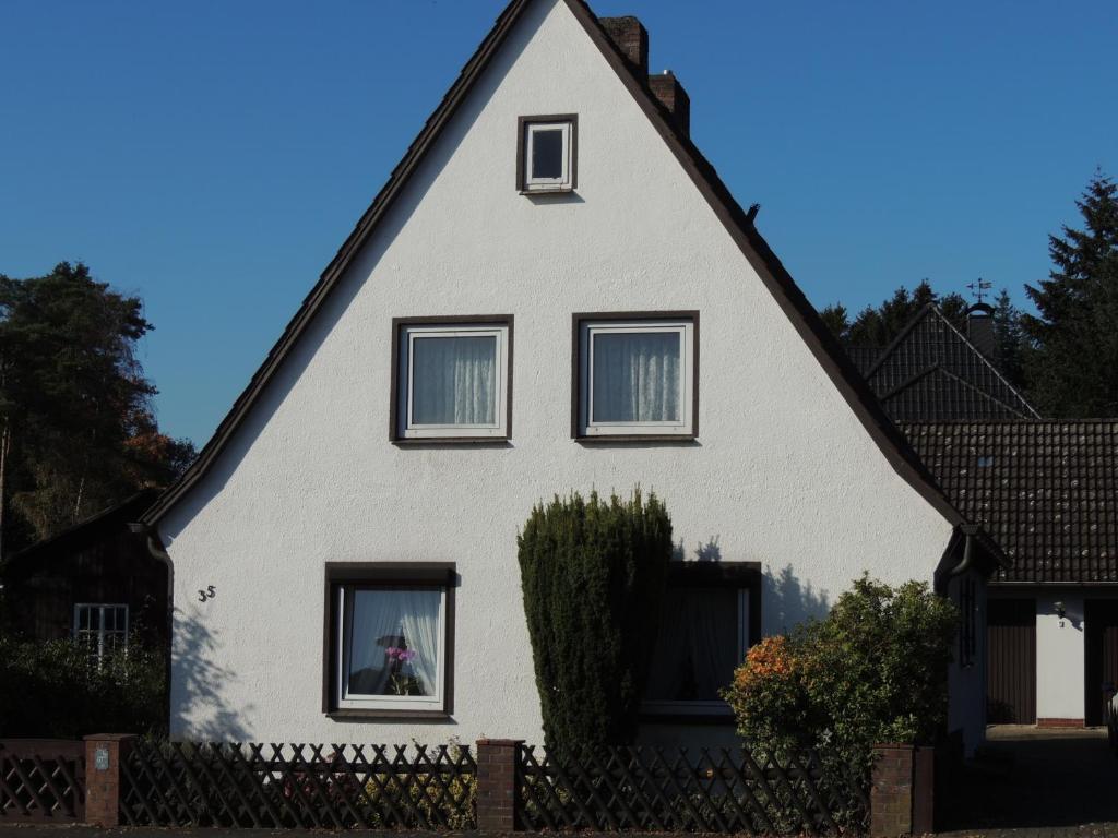 Maison de vacances Ferienhaus Snevern Freudenthalstraße 35 29640 Schneverdingen