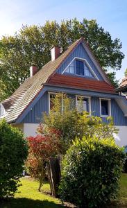 Maison de vacances FERIENHAUS SOMMERTRAUM - KINDERFREUNDLICH - 3 Schlafzimmer, Garten, Bad und G-WC, Kaminofen Neue Reihe 44 18374 Zingst Mecklembourg-Poméranie