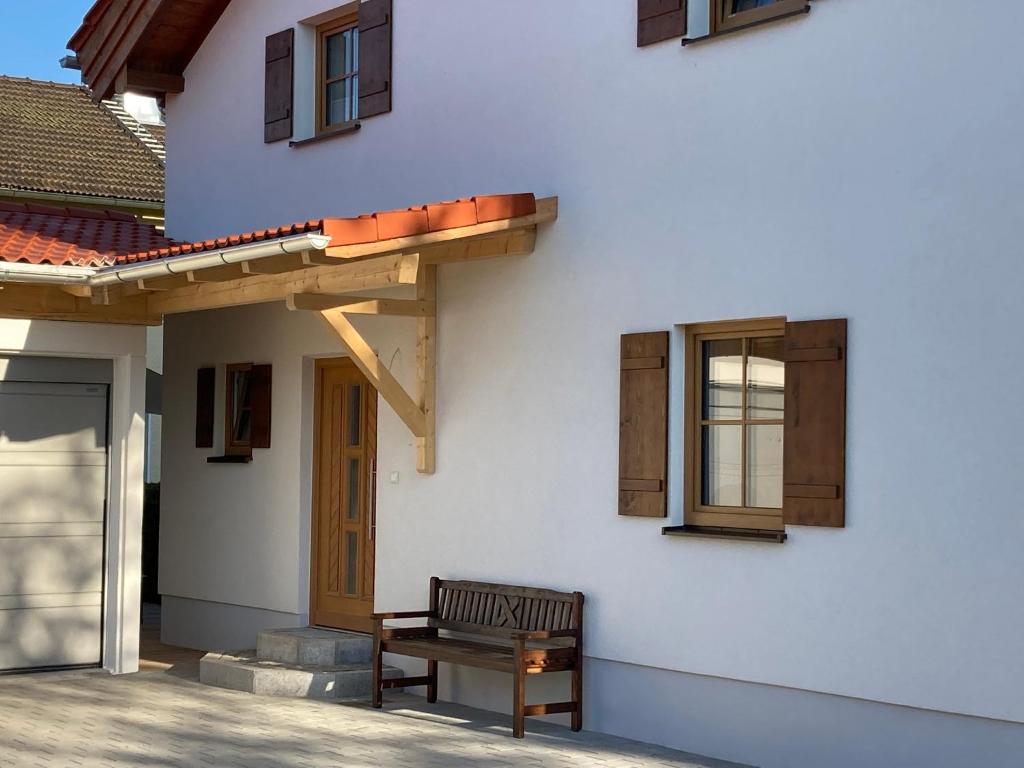 Maison de vacances Ferienhaus Surheim Staufeneckerstr. 7A 83416 Saaldorf-Surheim
