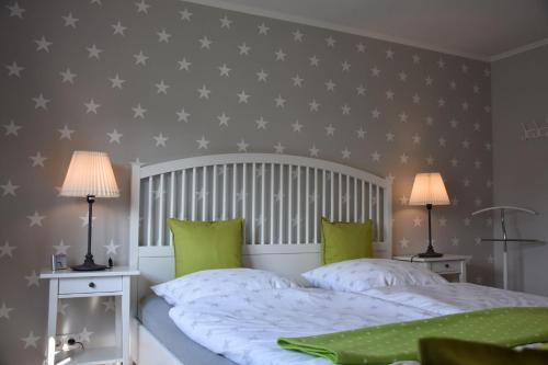 Ferienhaus-Teichrose