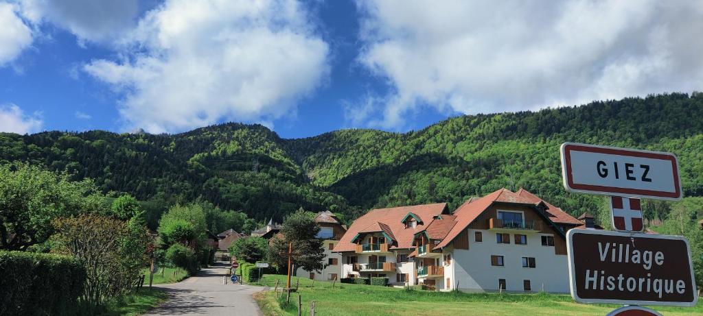 Ferienhaus TimpeTe Haus Backboard