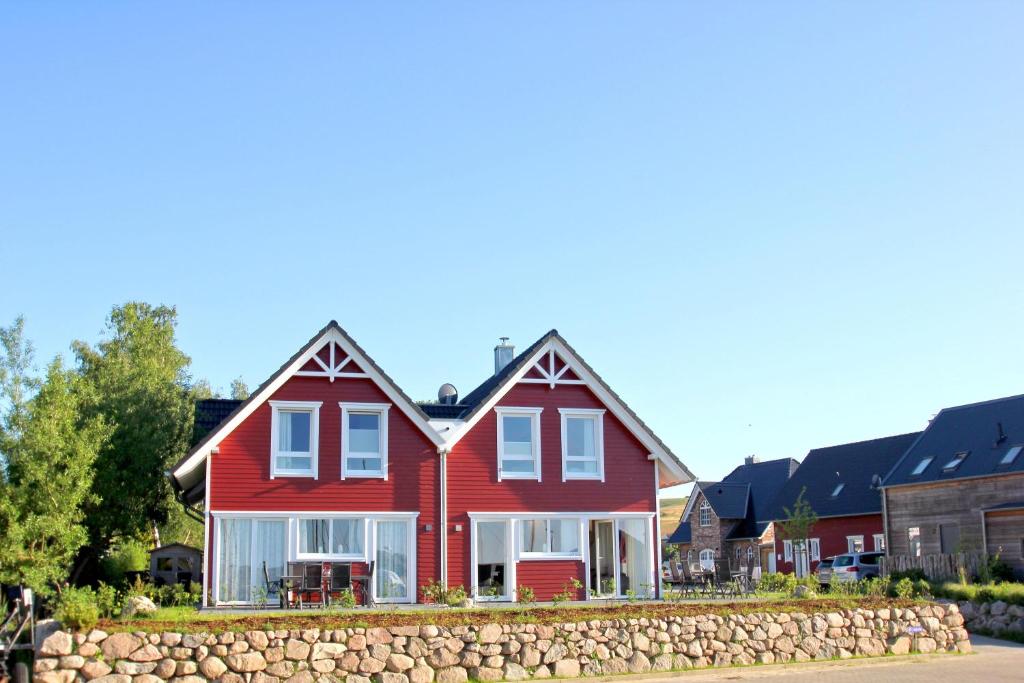 Ferienhaus TimpeTe Haus Steuerbord Terrasse, Meerblick, eigene Sauna Am Hafen 10, 18586 Gager