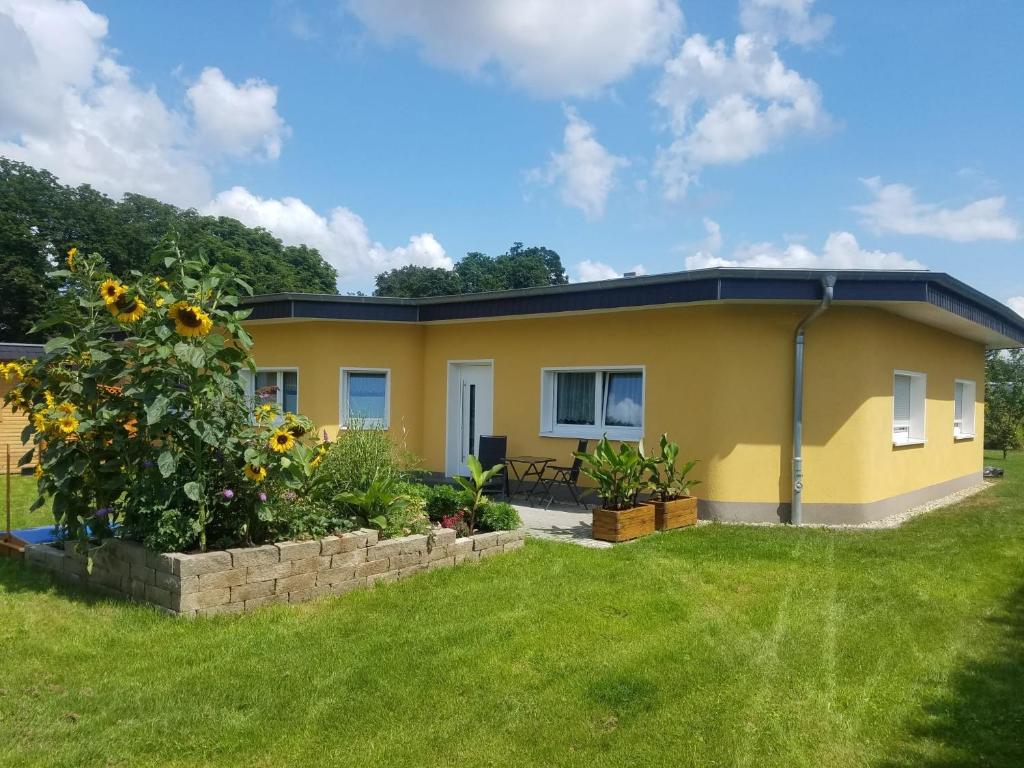 Ferienhaus zum Imker Am Heidekrug 36-37, 16727 Velten