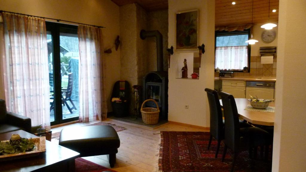 Ferienhaus zwischen Wald und See 5 Möhneufer, 59519 Möhnesee