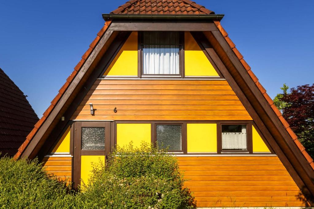 Ferienwohnpark Immenstaad am Bodensee Nurdachhaus Typ 8 NDT 006 Gehrenbergstr. 50, 88090 Immenstaad am Bodensee