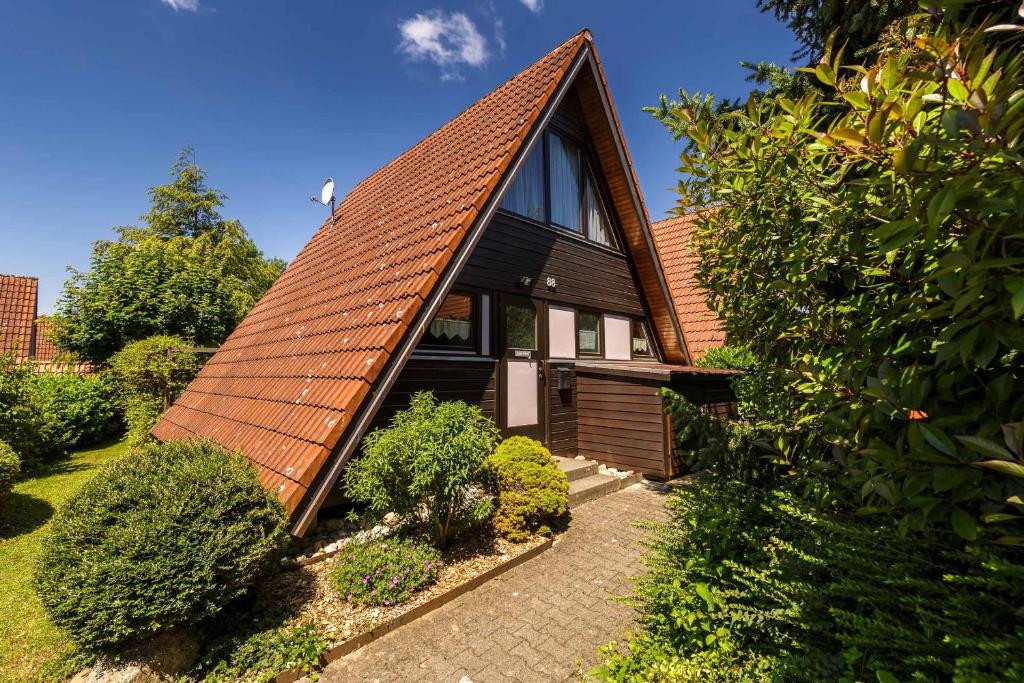 Maison de vacances Ferienwohnpark Immenstaad am Bodensee Nurdachhaus Typ 8 NDW 088 Gehrenbergstr. 50 88090 Immenstaad am Bodensee