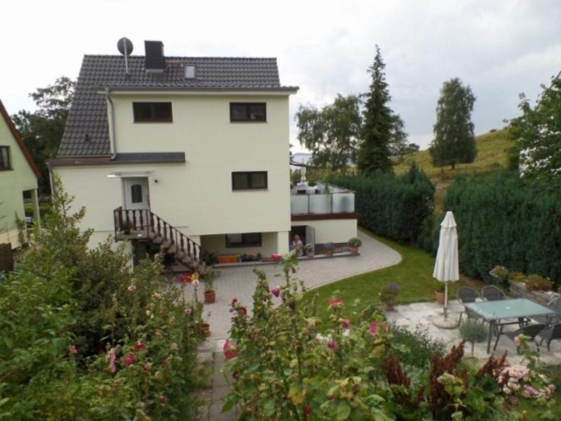 Maison de vacances Ferienwohnung 100m vom Strand Hövtstraße 17 18586 Göhren