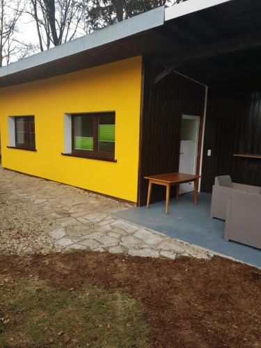 Ferienwohnung am Schwimmbad