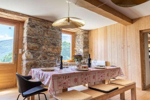 Ferme d'alpage grand confort sur 3ha dans un cadre naturel