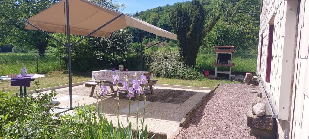 Maison de vacances Ferme De La Grange Du Bas 155,LES MAIRES D'AVAUX 70280 Saint-Bresson