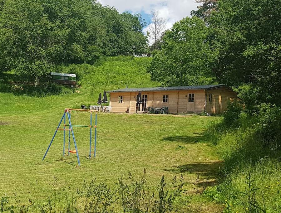 Ferme de la Luciole Ferme de la Luciole Auzanges, 15270 Champs Sur Tarentaine