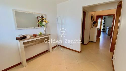 Ferreiras Summer House by Golden Zenith
