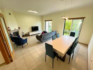 Find Me Inn Ferreiras Villa