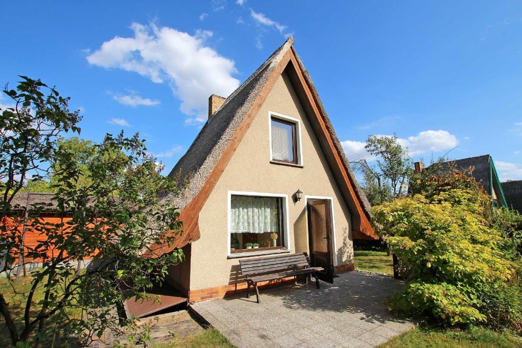 Finnhuette Neu Canow SEE 9861 Dorfstraße - Finnhütten-Siedlung 5, 17255 Neu Canow