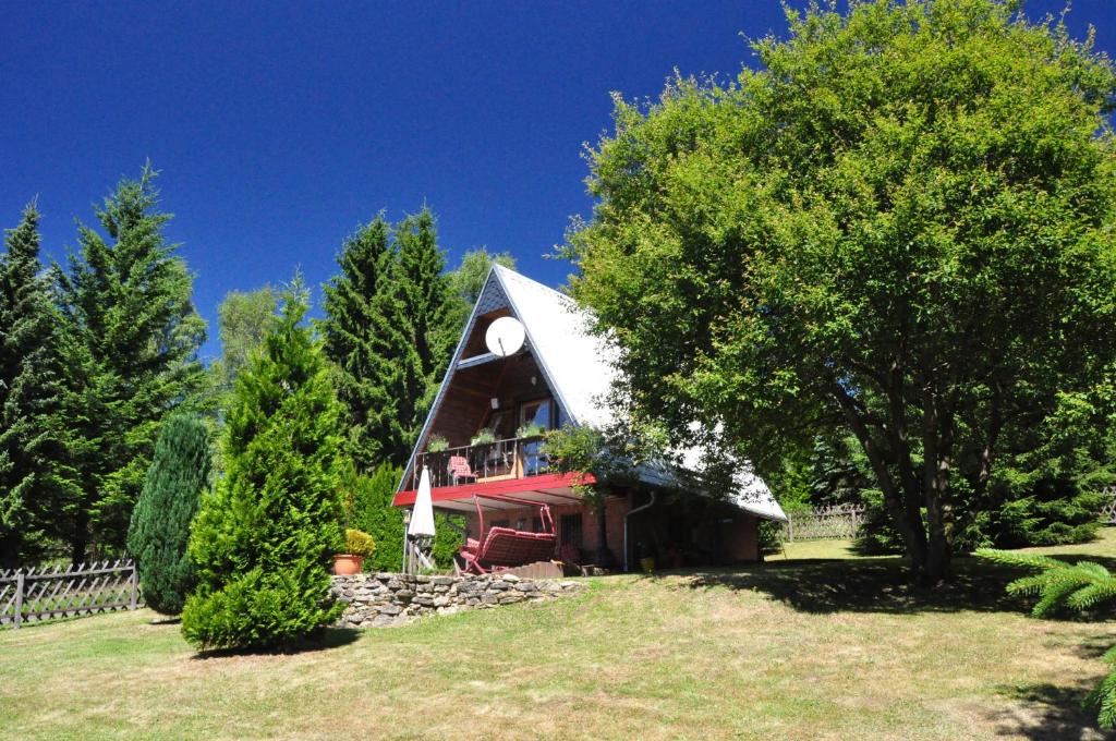 Maison de vacances Finnhütte im Herzen des Thüringer Wald/ Haus Alwin 1 Geiersberg 98528 Heidersbach