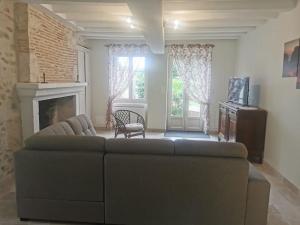 Maison de vacances fleurs du deffand 10 personnes 1 Rue des Fleurs 89520 Le Deffand Bourgogne