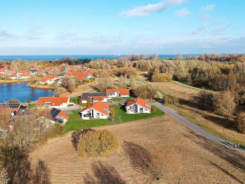Four-Bedroom Holiday home in Otterndorf 9