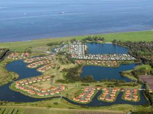 Four-Bedroom Holiday home in Otterndorf 9