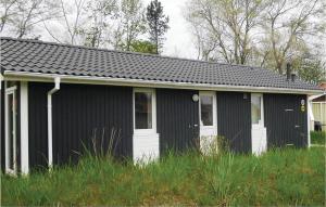 Freibeuterweg 24 - Dorf 5 V