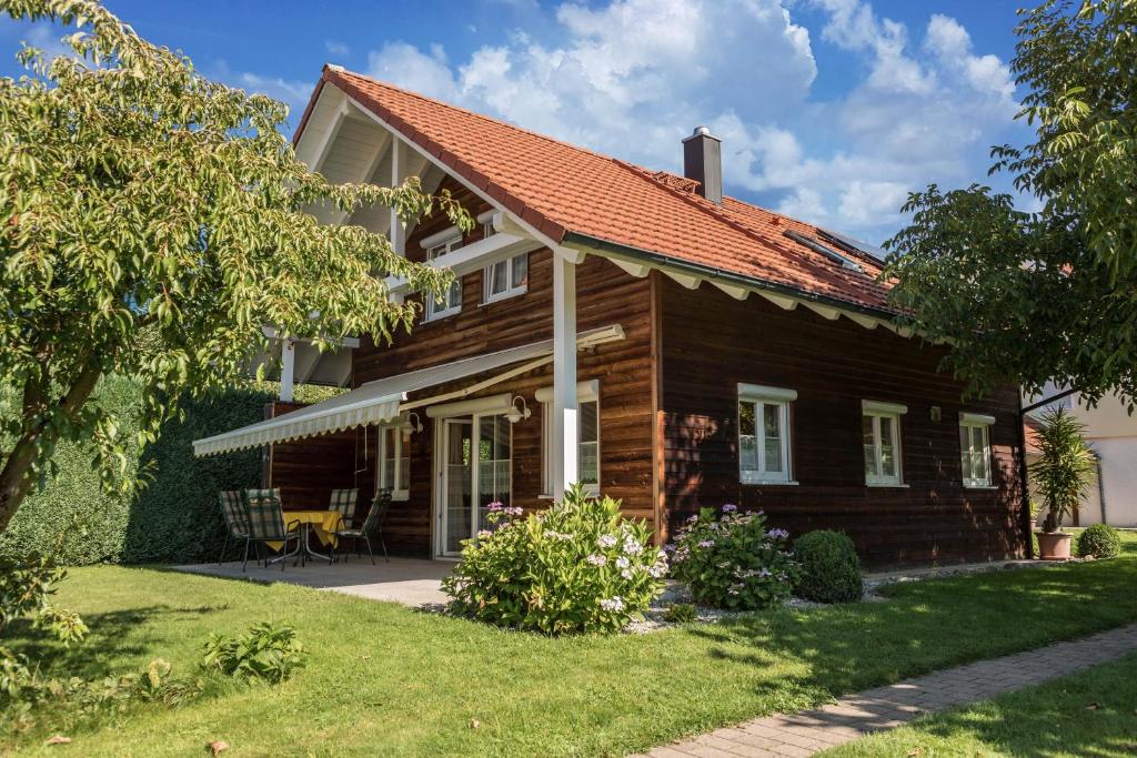 Maison de vacances Freistehendes Ferienhaus Schlegel Mühlenweg 11/1 88079 Kressbronn am Bodensee