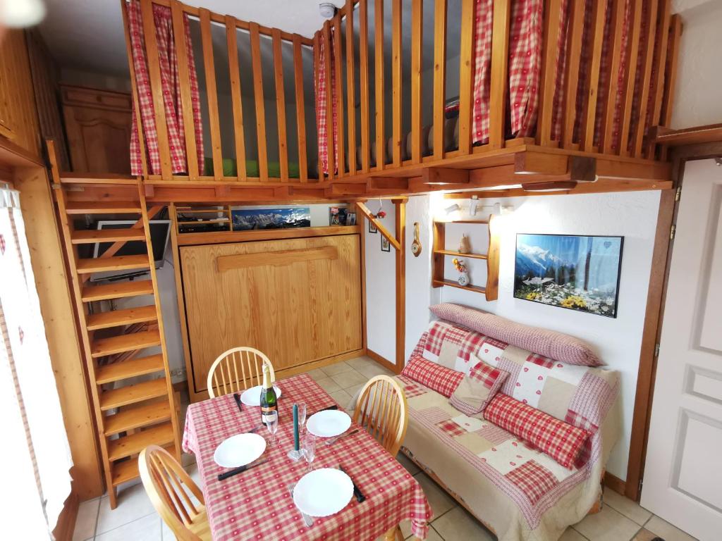 Friendly Home - \